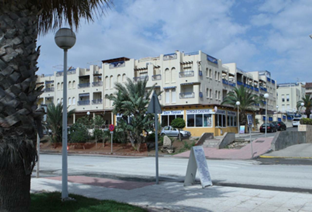 Azucena Apartment Гаруча Екстериор снимка